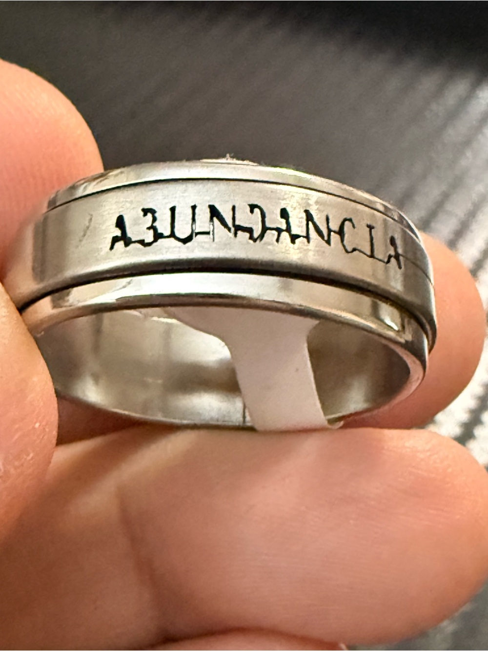 Silver Spinner Ring - 'Abundance' Engraved size 11